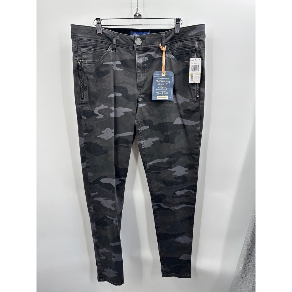 NWT Democracy Absolution Booty Lift‎ Jegging Gray Camo Pants Women's Size 14